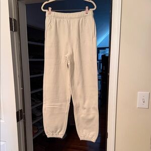 New w out tags lululemon scuba oversized joggers. size small. Bone
